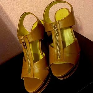 Micheal Kors Heels